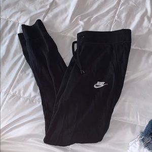 NIKE sweats